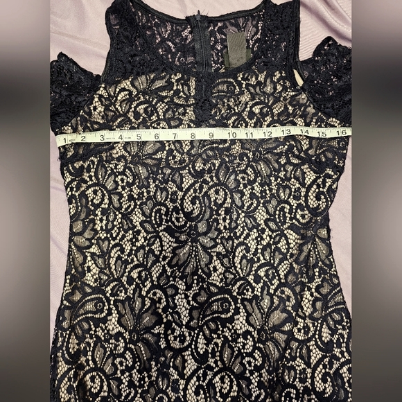 EnFocus Cold Shoulder Sheath Dress- Size 4-Navy Blue/Tan - Picture 6 of 8